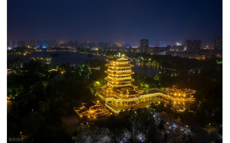 光影泉城，璀璨之夜——济南夜景亮化工程点亮城市新名片